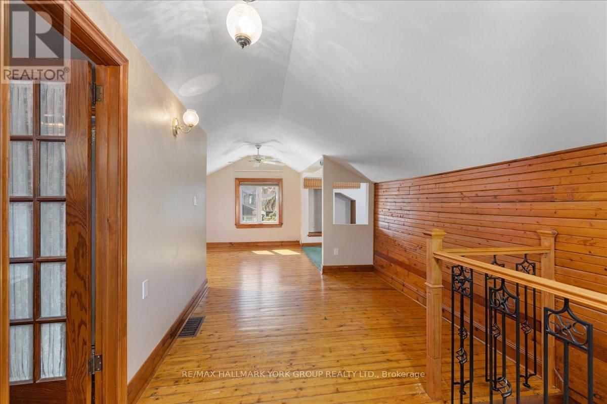 181 LAKE DRIVE NORTH Image 35