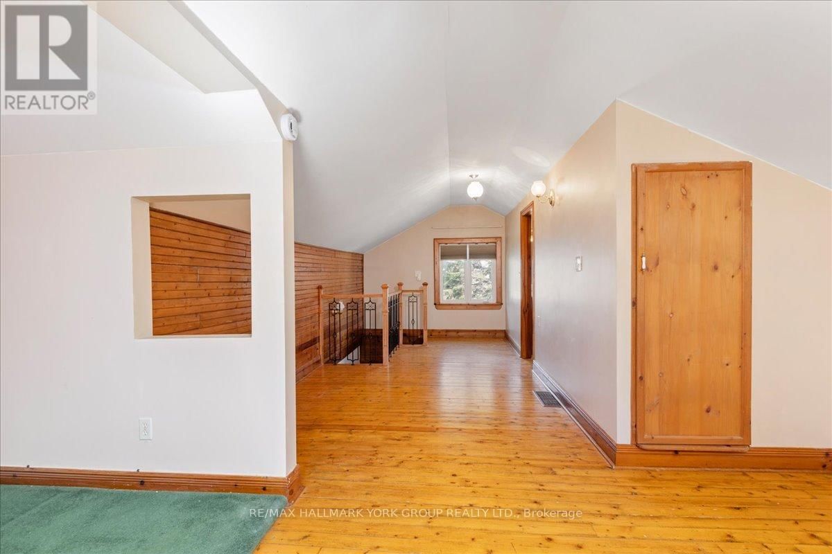 181 LAKE DRIVE NORTH Image 40