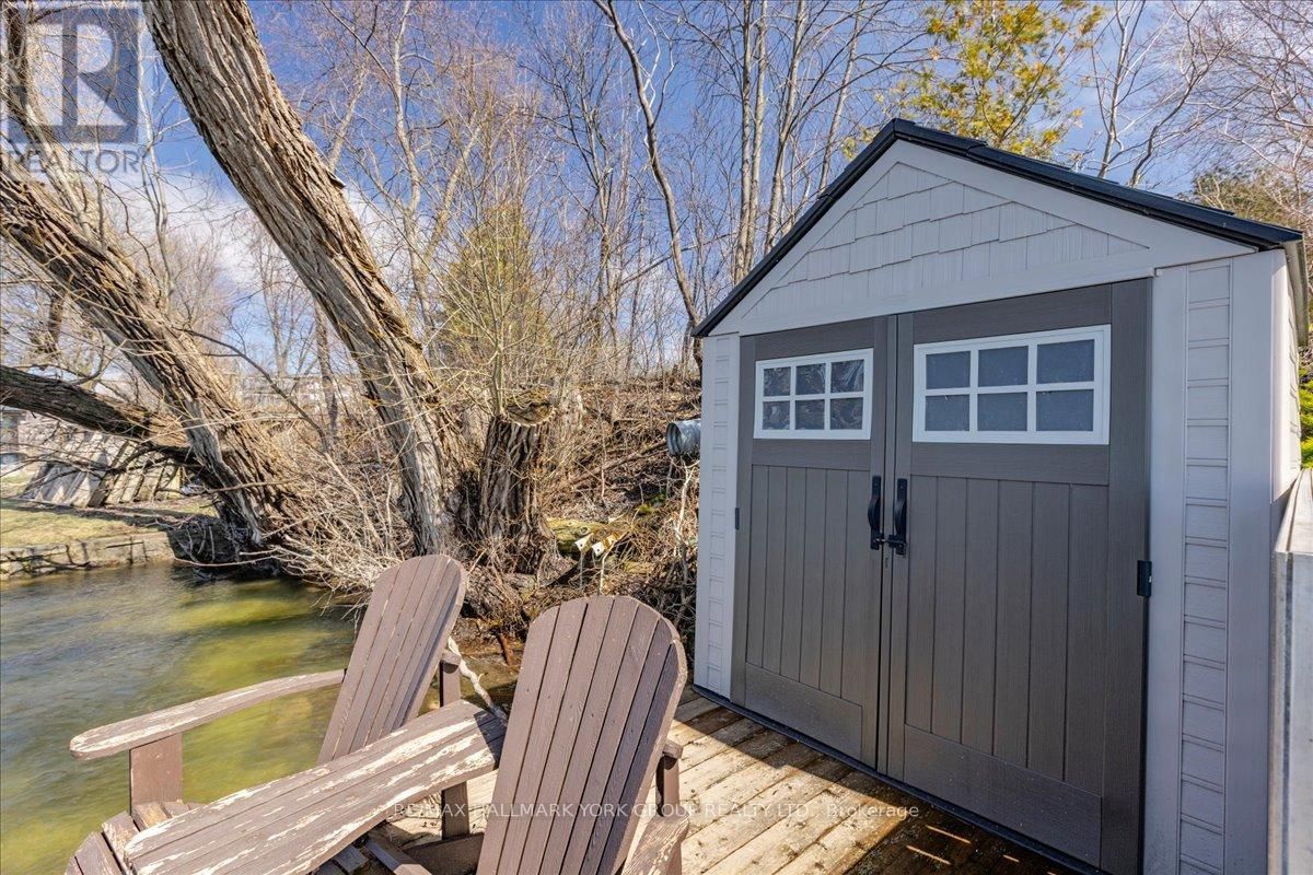 181 LAKE DRIVE NORTH Image 47