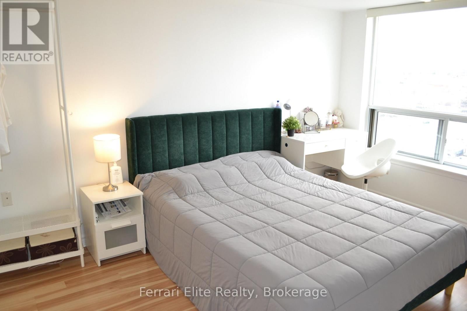 1112 - 9015 LESLIE STREET Image 4