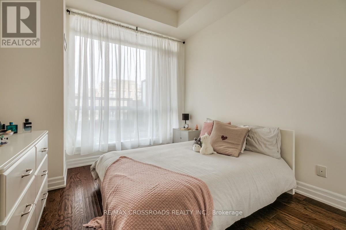 203 - 8110 BIRCHMOUNT ROAD Image 17