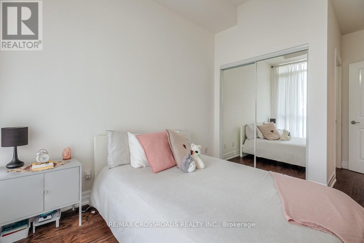 203 - 8110 BIRCHMOUNT ROAD Image 19