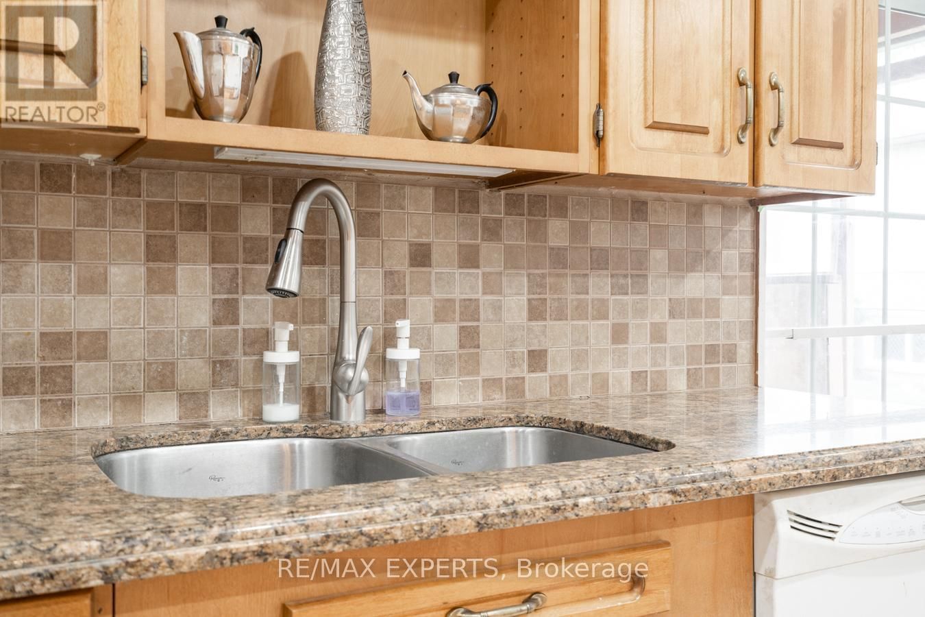 140 SAND ROAD Image 15