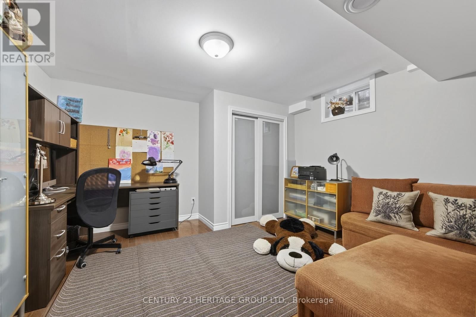 136 RIVEREDGE DRIVE Image 27