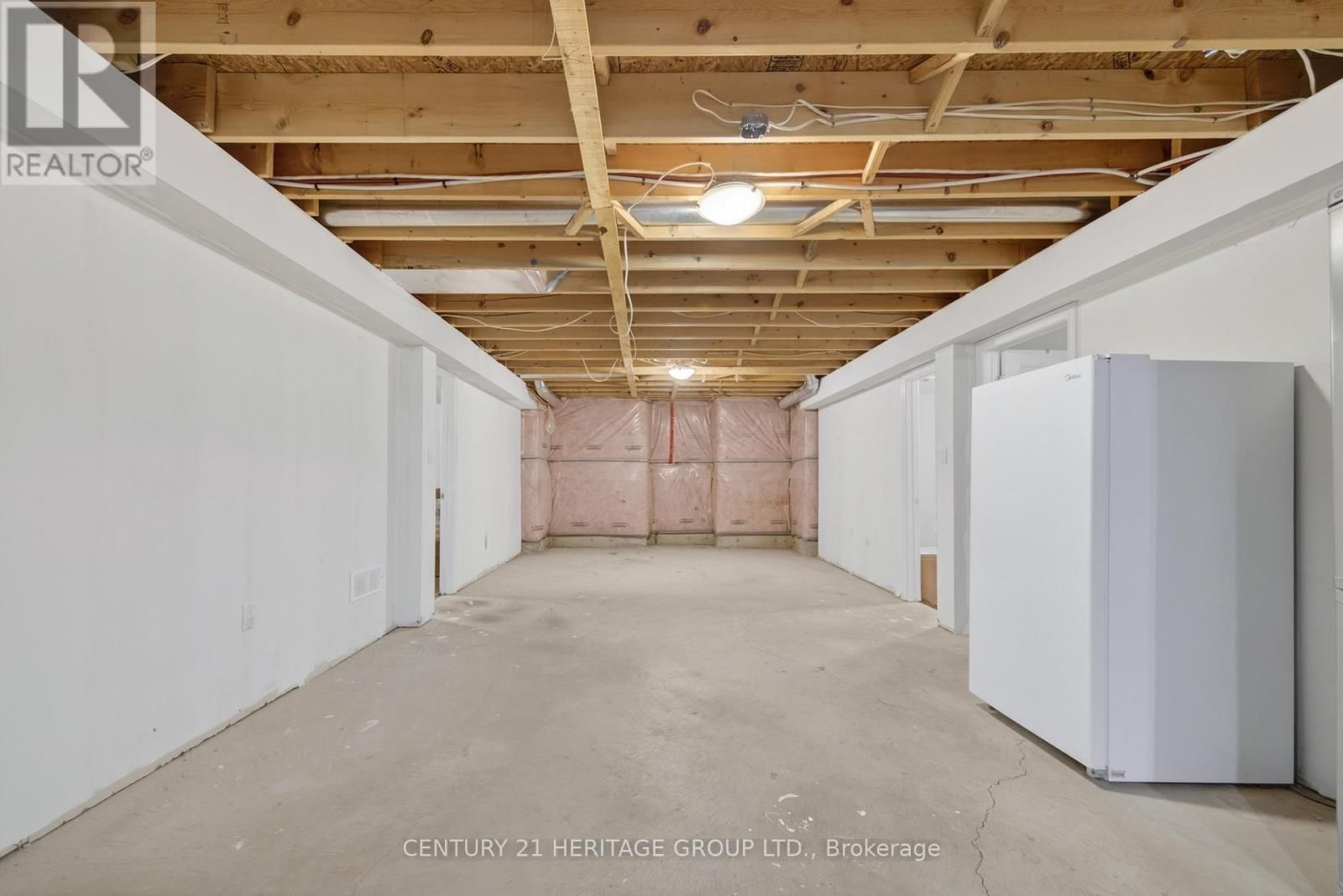 136 RIVEREDGE DRIVE Image 31