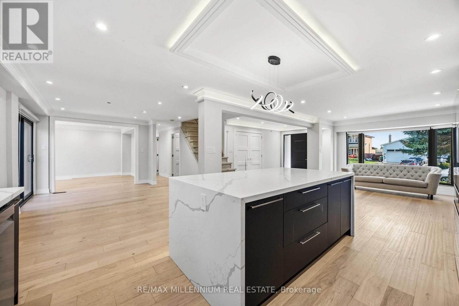 14 PORTREE CRESCENT Image 12