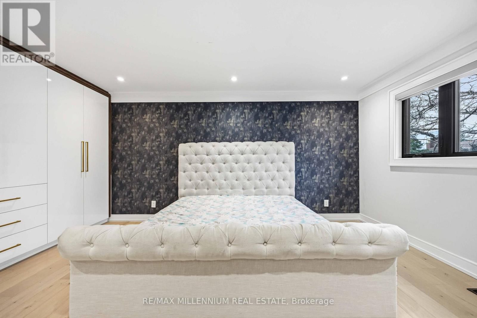 14 PORTREE CRESCENT Image 21