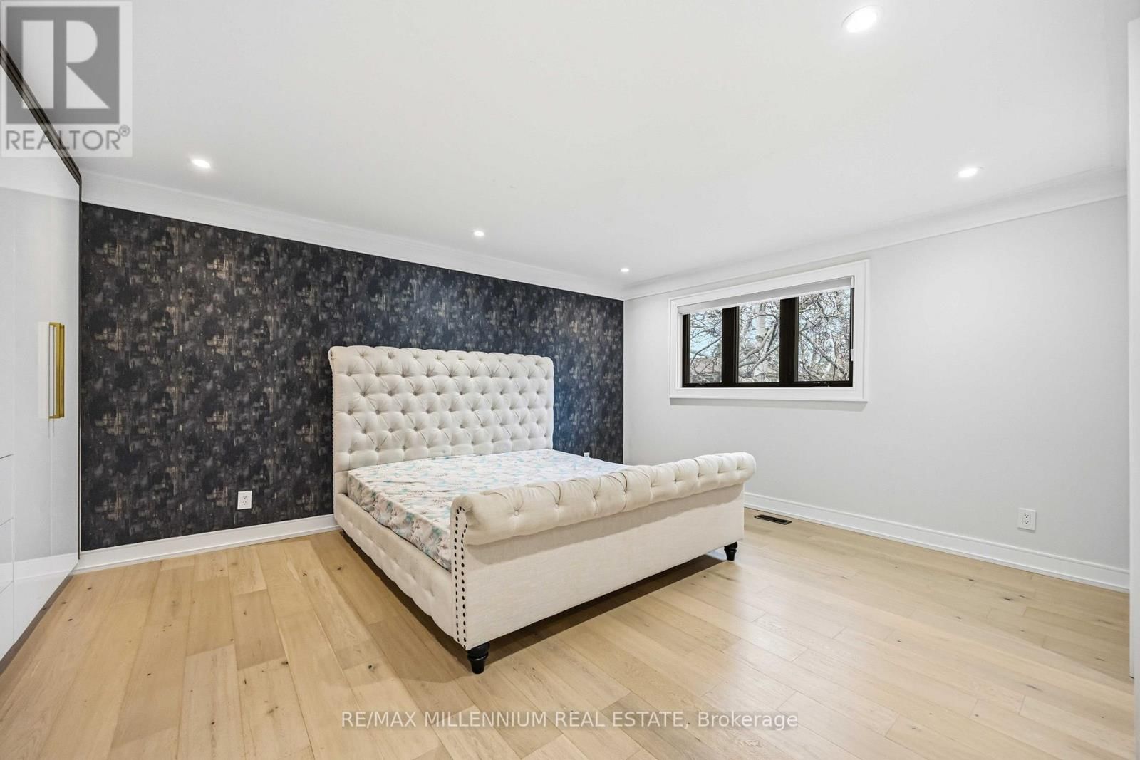 14 PORTREE CRESCENT Image 22