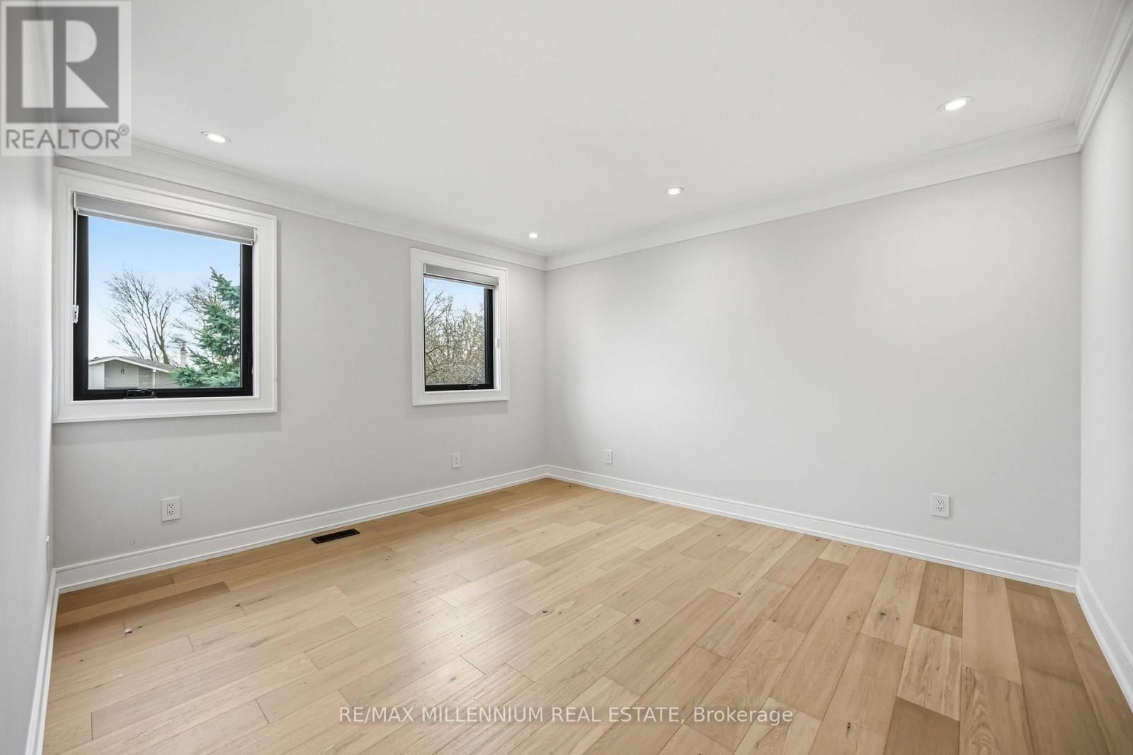 14 PORTREE CRESCENT Image 25