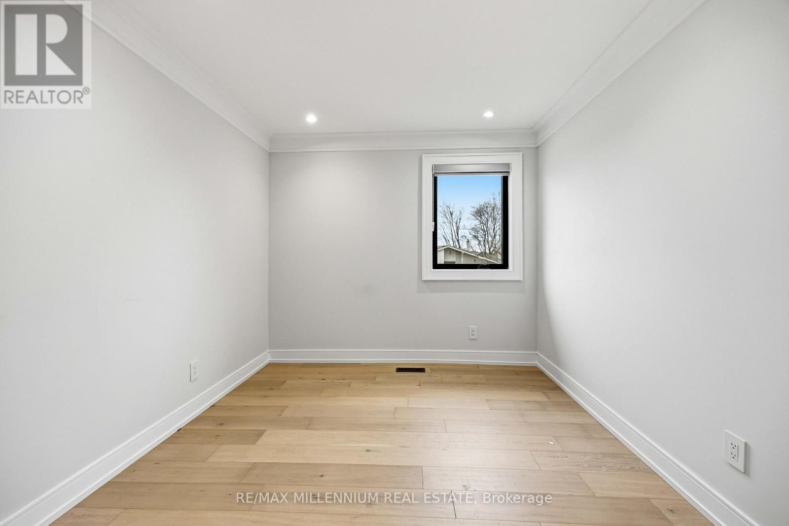 14 PORTREE CRESCENT Image 30