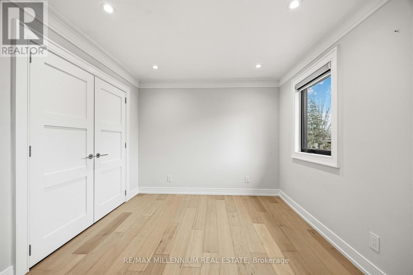 14 PORTREE CRESCENT Image 37