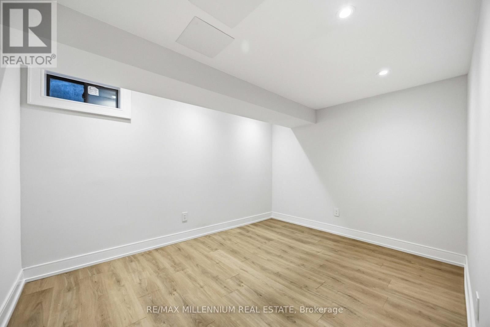 14 PORTREE CRESCENT Image 47