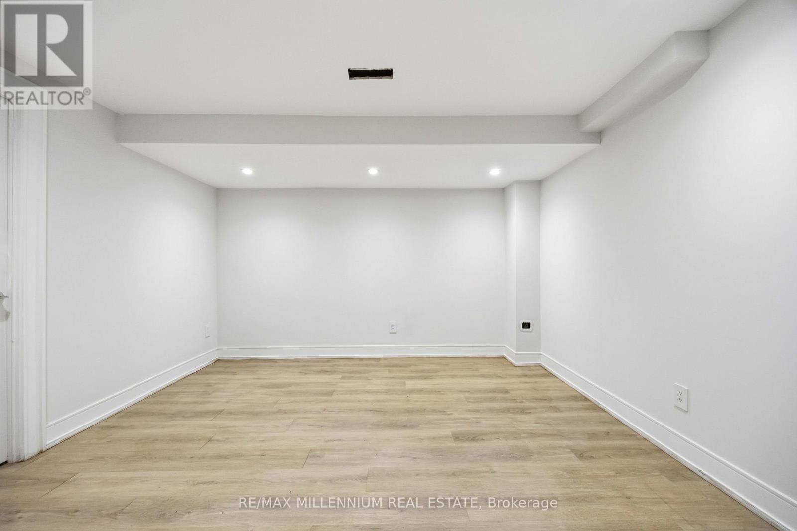 14 PORTREE CRESCENT Image 48