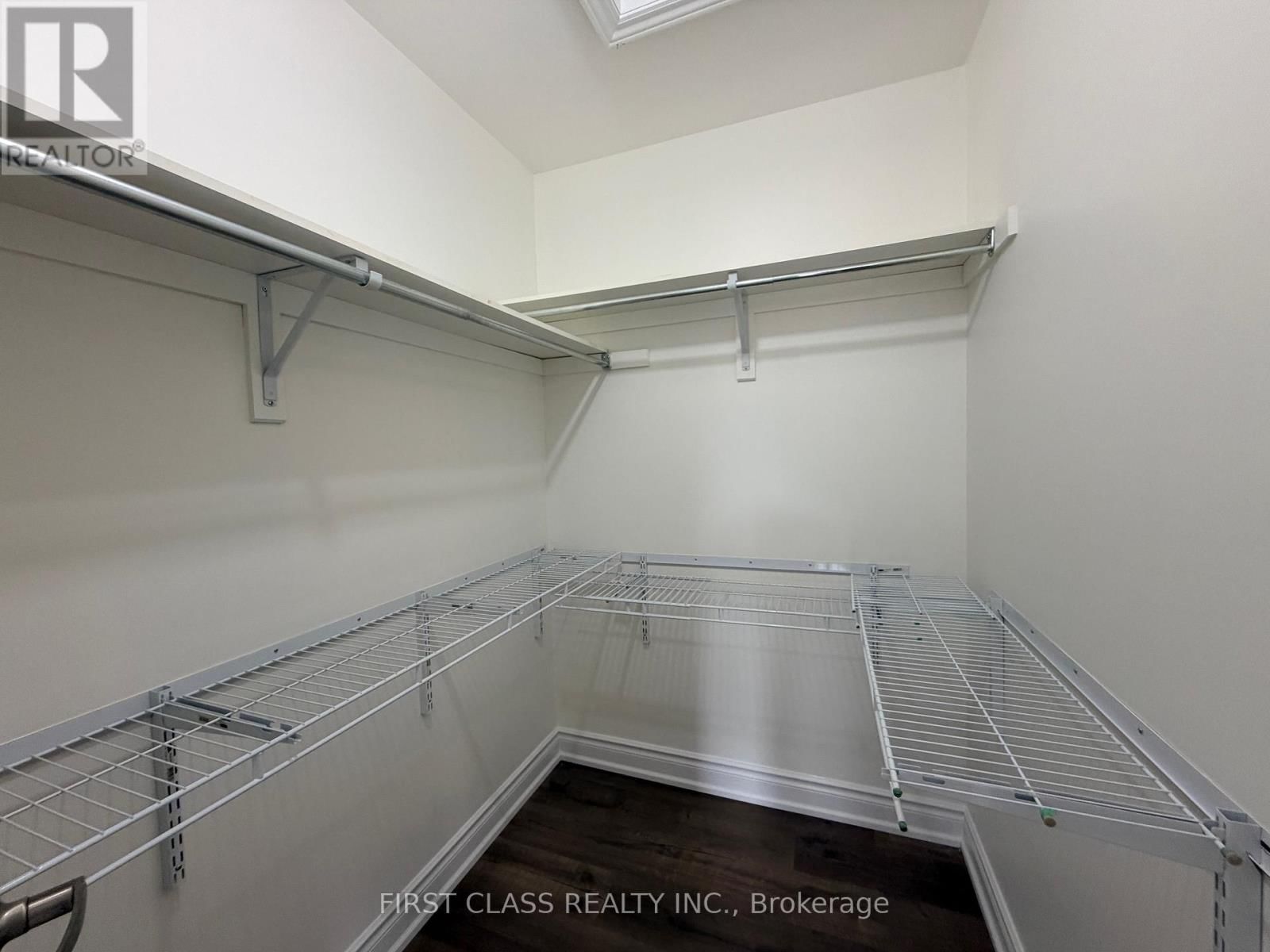 70 LIVANTE COURT Image 10