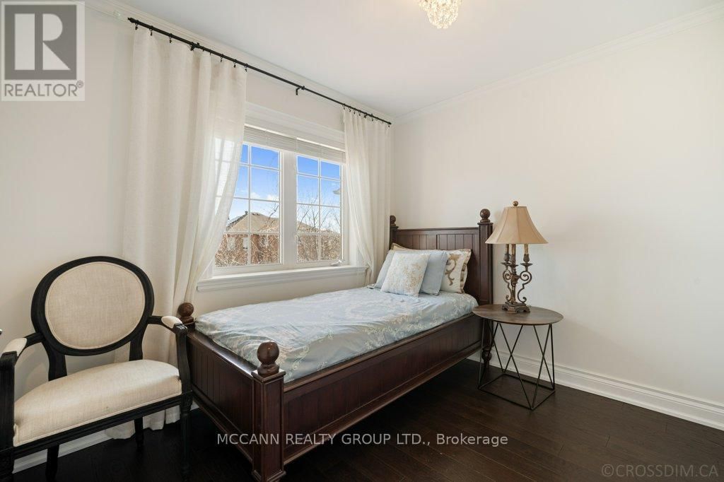 75 SHETLAND CRESCENT Image 23