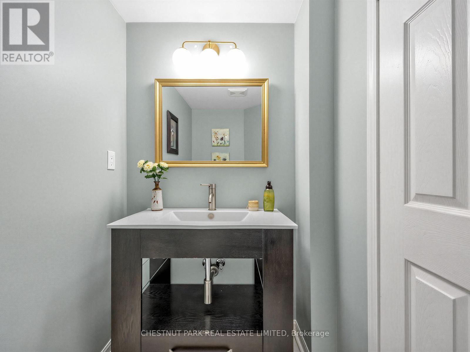 67 BARTON LANE Image 18