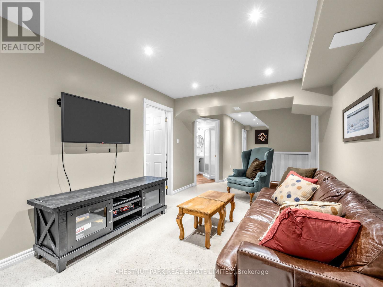 67 BARTON LANE Image 34