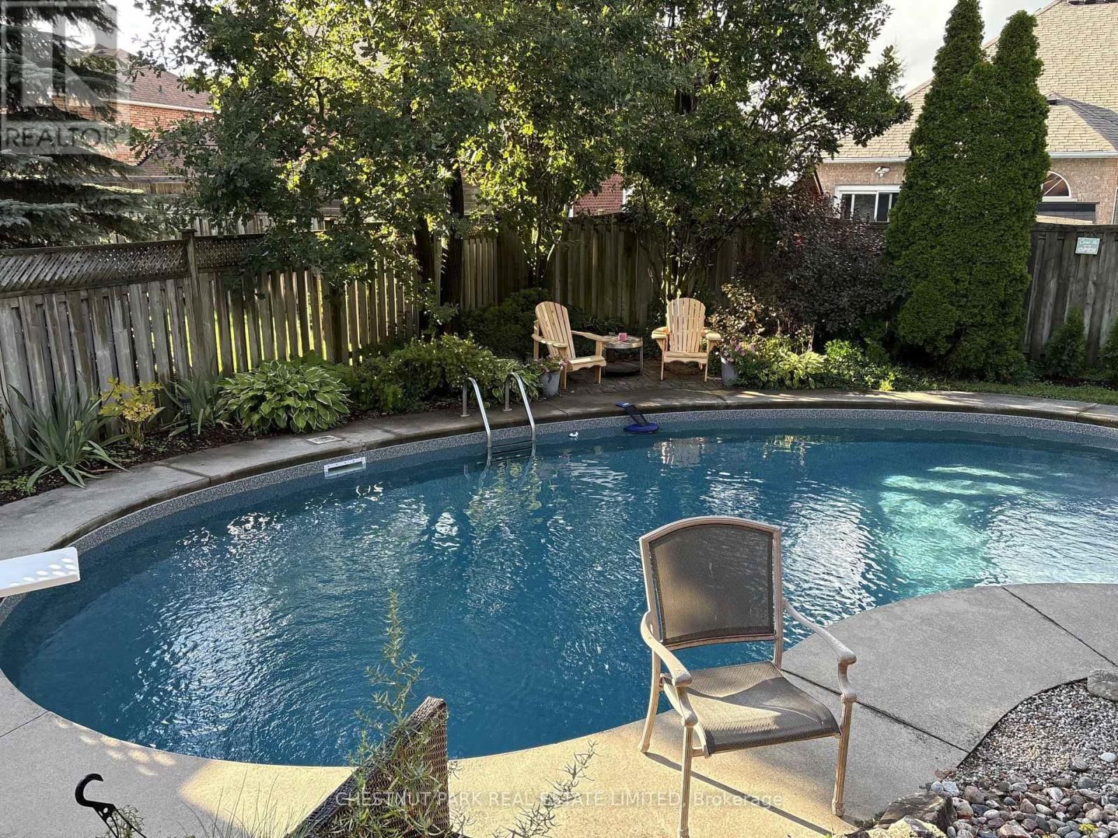 67 BARTON LANE Image 40