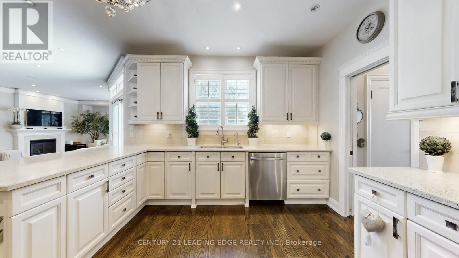 234 MAIN STREET Image 10