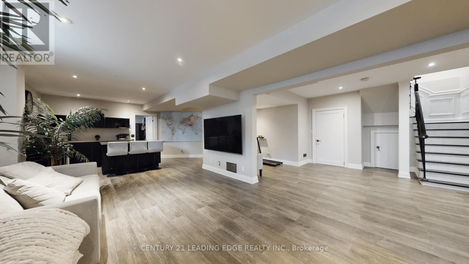 234 MAIN STREET Image 31