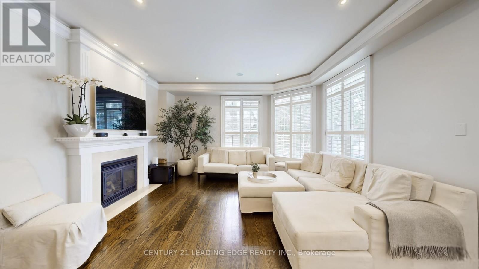 234 MAIN STREET Image 6