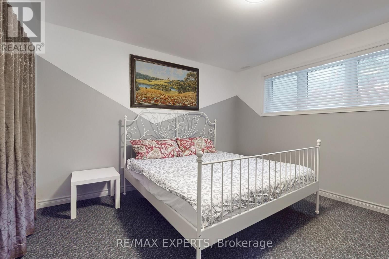 3180 FLEMING BOULEVARD Image 30