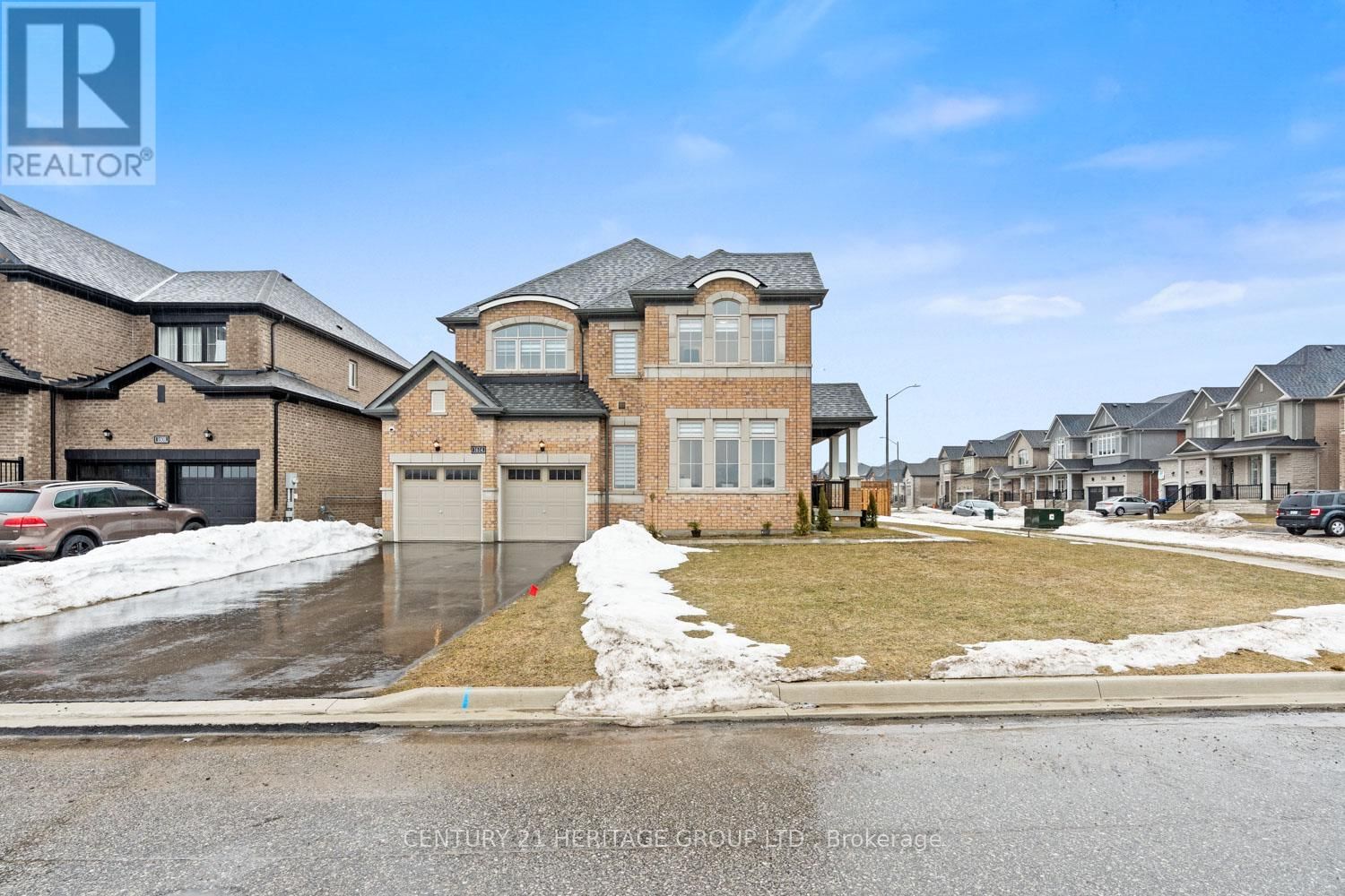 1614 SHARPE STREET EAST Image 34