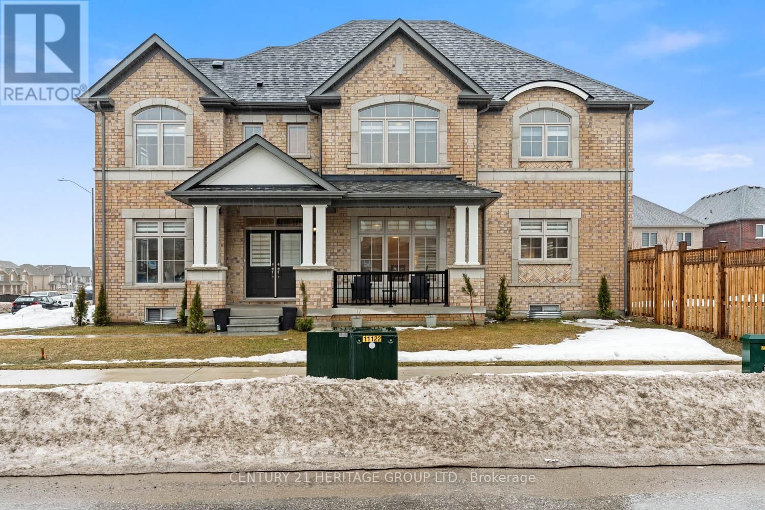 1614 SHARPE STREET EAST Image 36