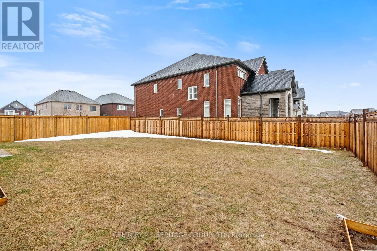 1614 SHARPE STREET EAST Image 37