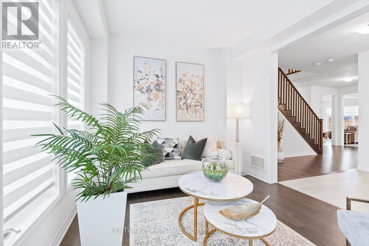 1614 SHARPE STREET EAST Image 4