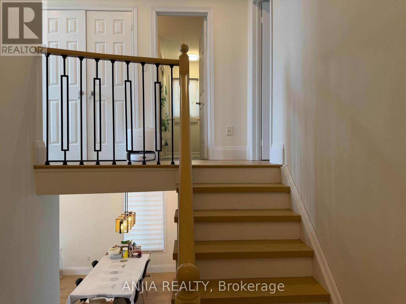 265 HAMMERSLY BOULEVARD Image 13