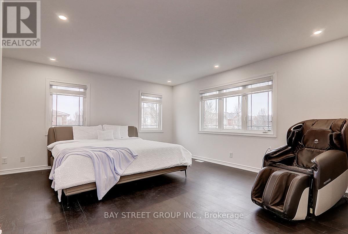 201 BILBROUGH STREET Image 14