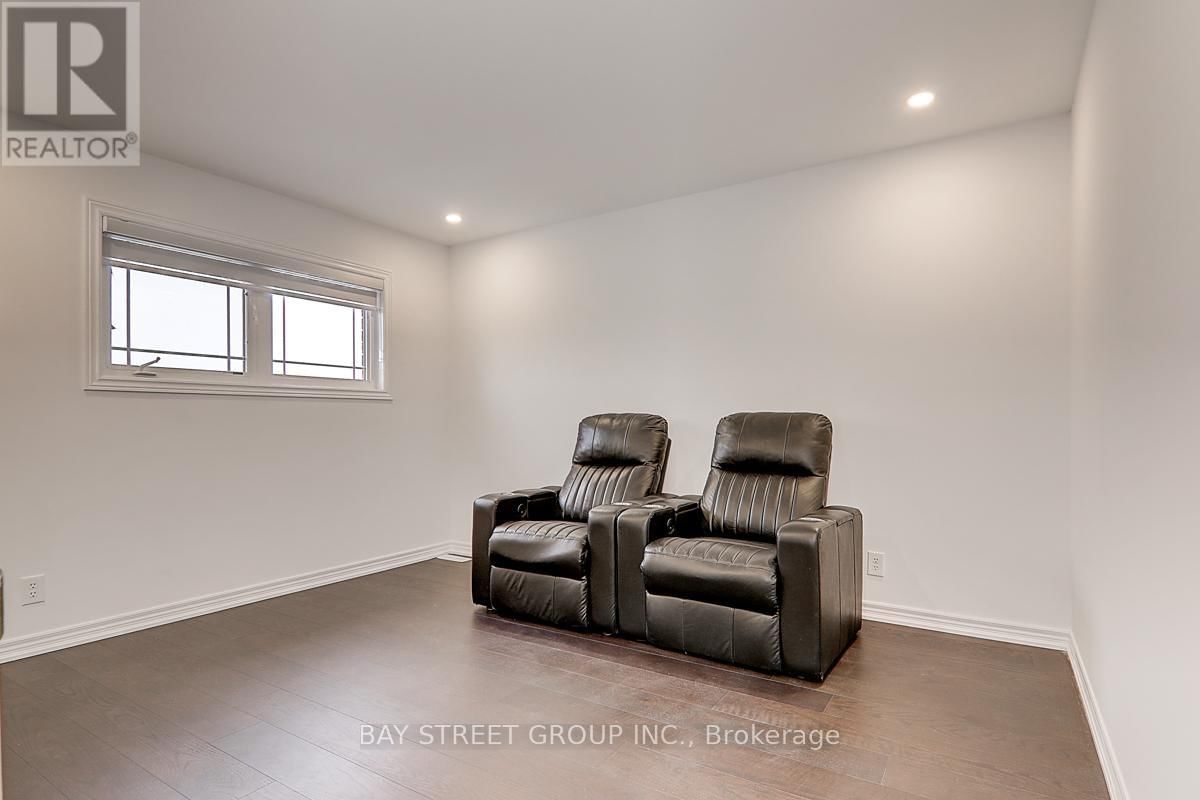 201 BILBROUGH STREET Image 22