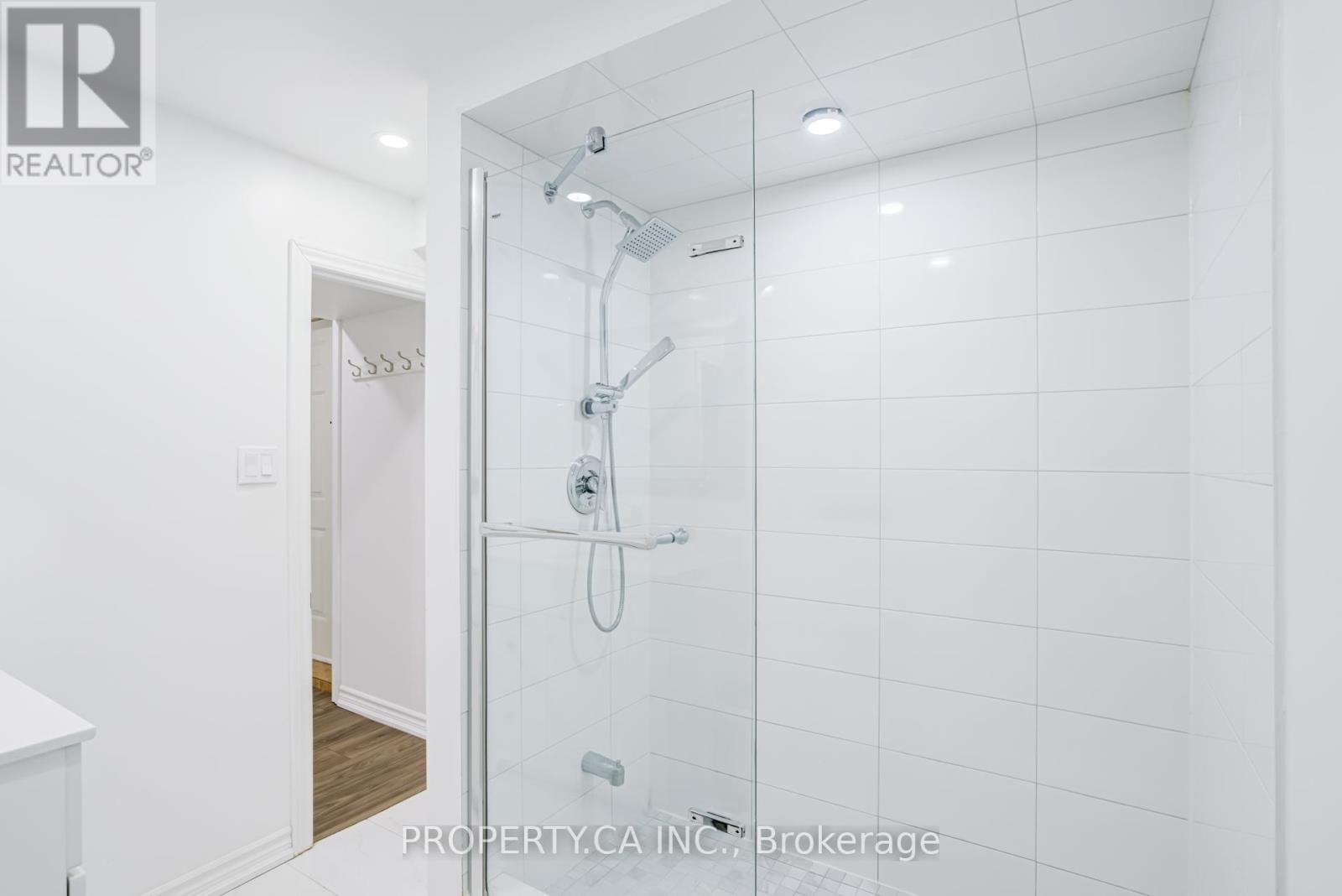 150 BROOKMILL DRIVE Image 44