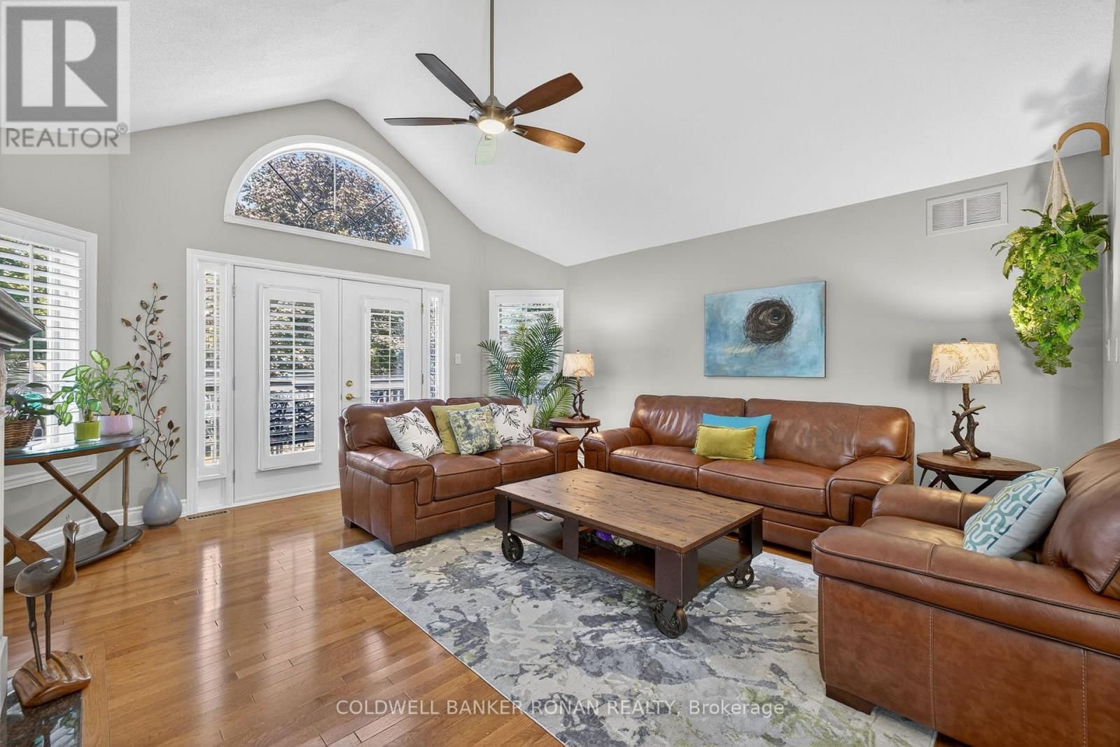 9 - 142 BELLA VISTA TRAIL Image 16