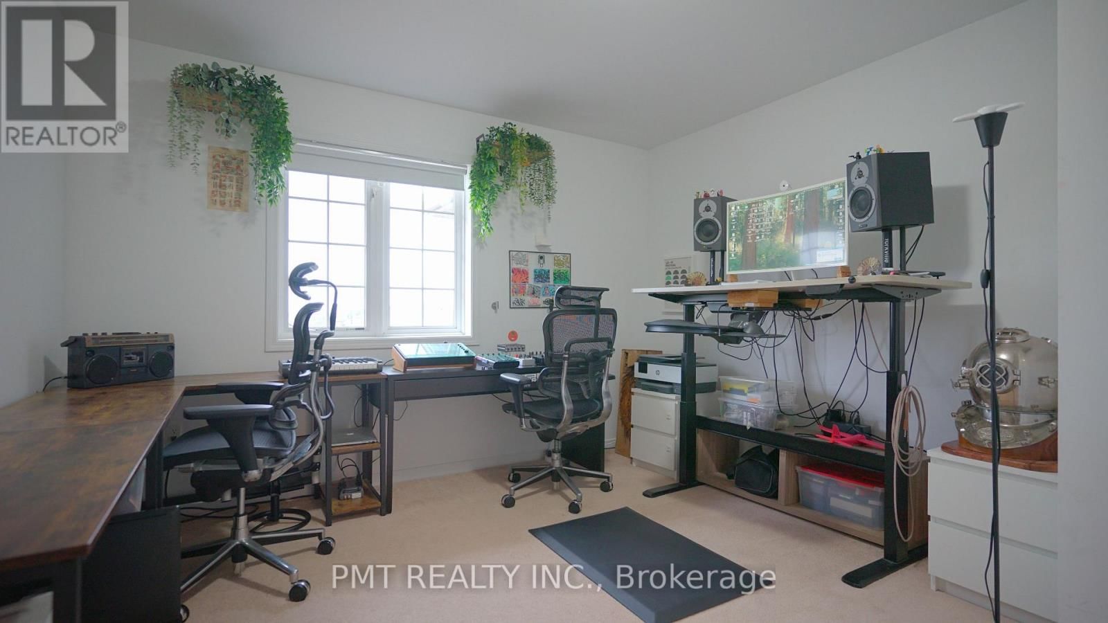 2068 GIBSON STREET Image 33