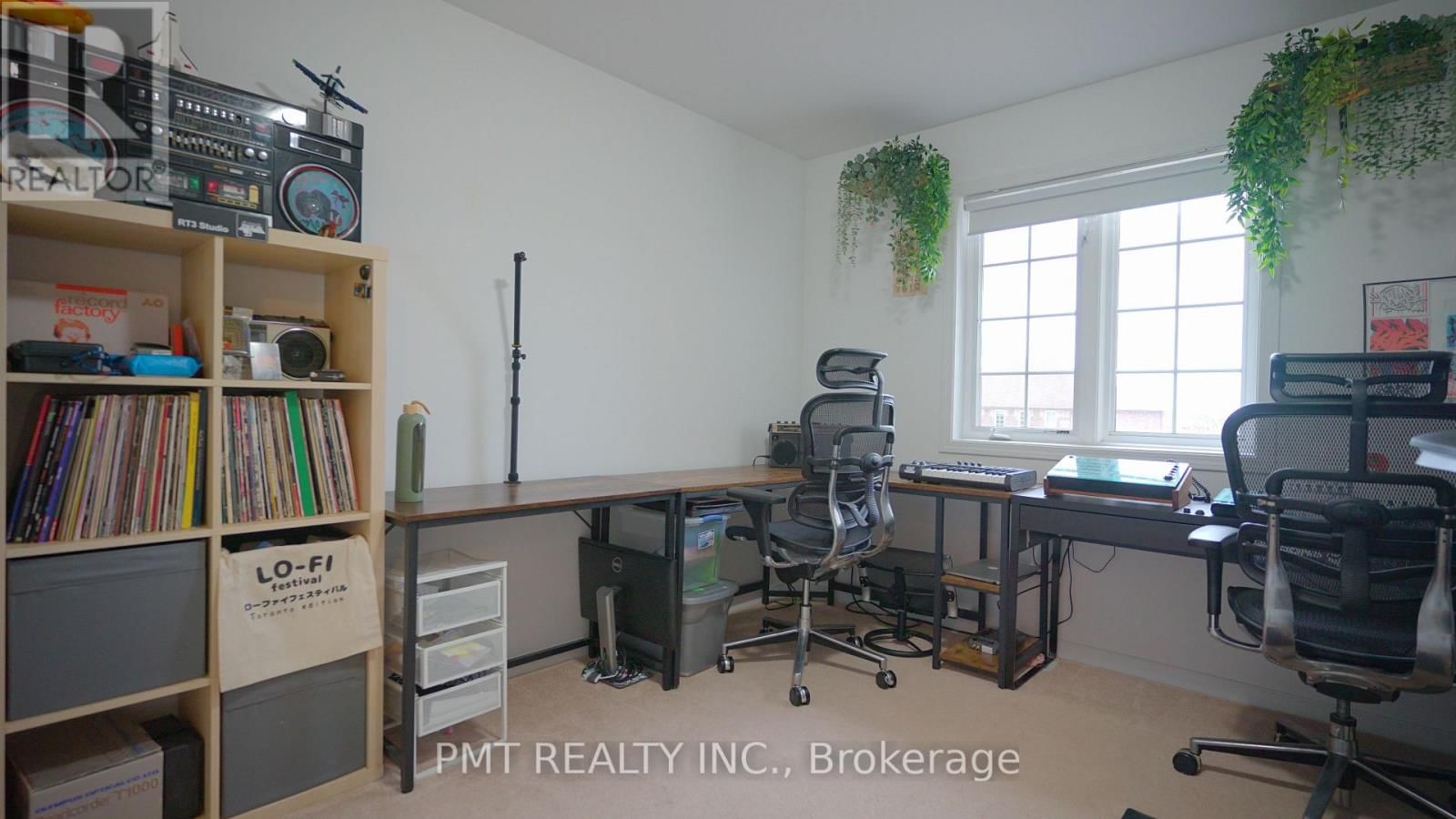 2068 GIBSON STREET Image 35