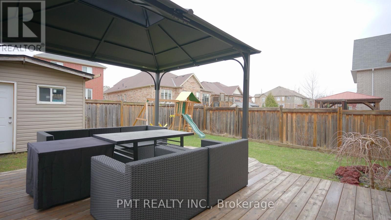 2068 GIBSON STREET Image 48