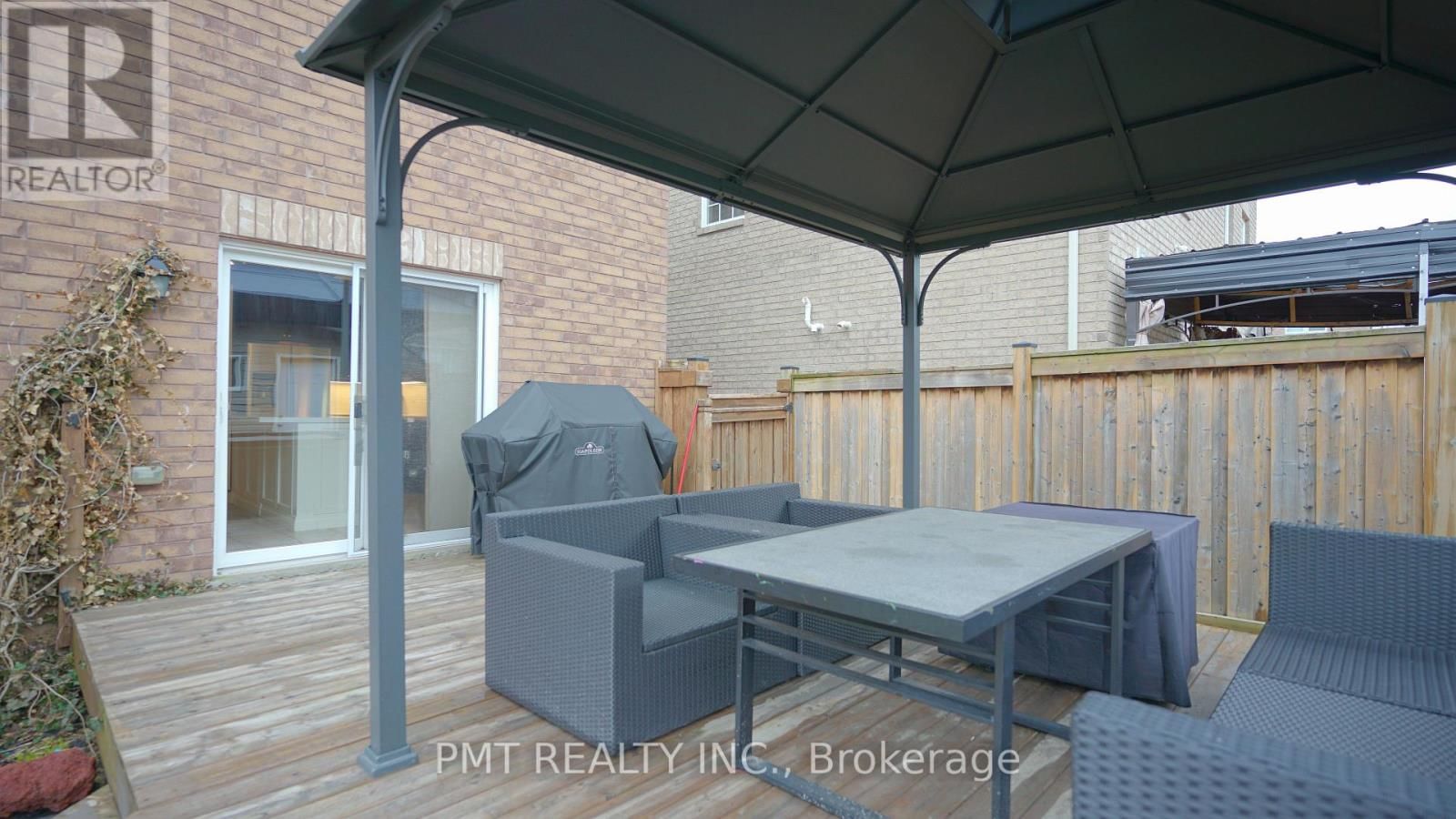 2068 GIBSON STREET Image 50