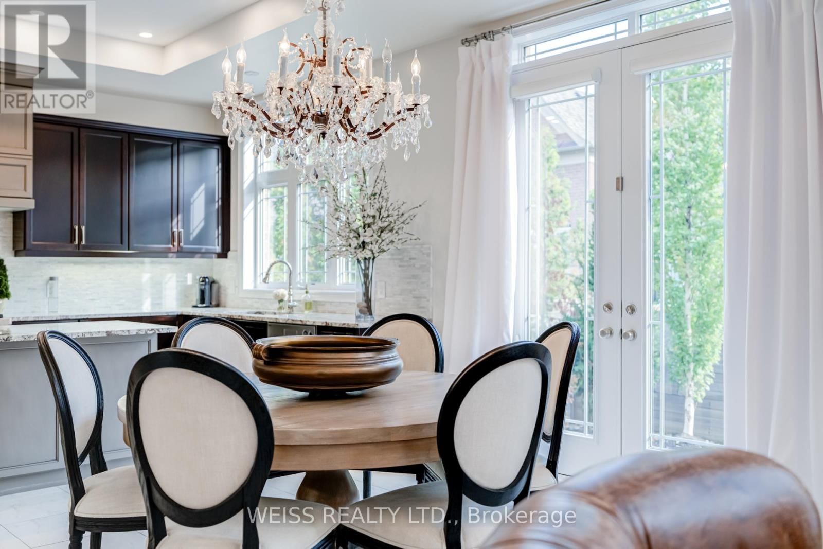 43 CHESNEY CRESCENT Image 14