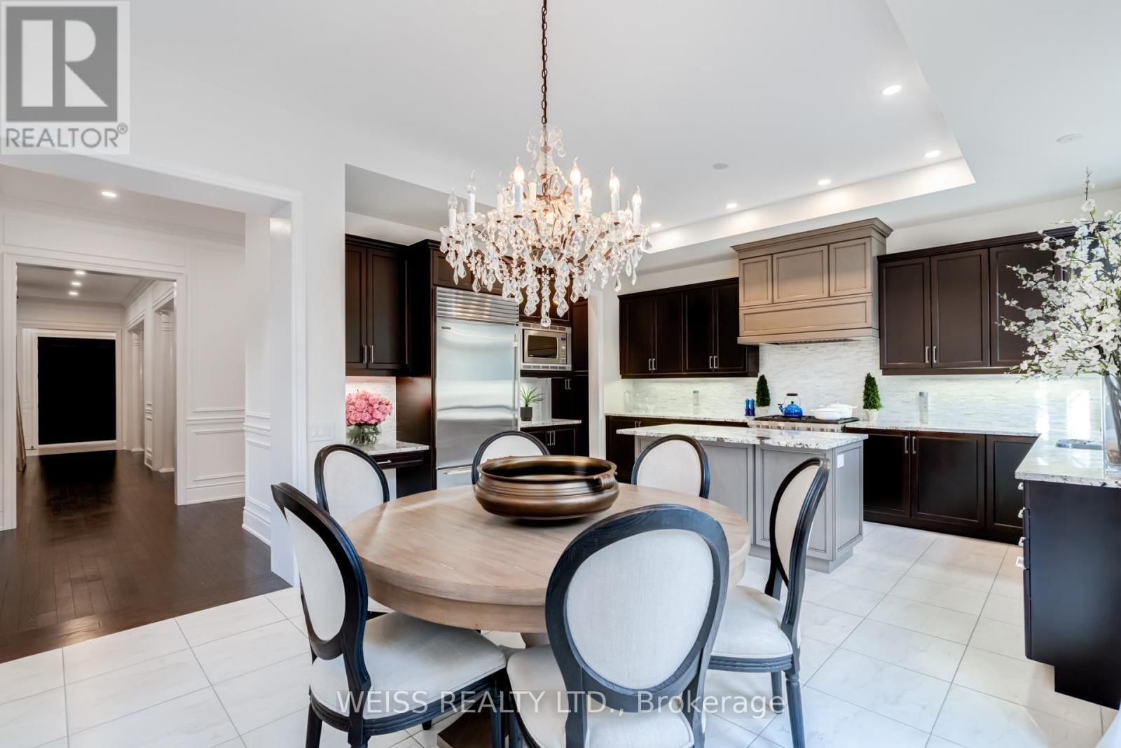 43 CHESNEY CRESCENT Image 16