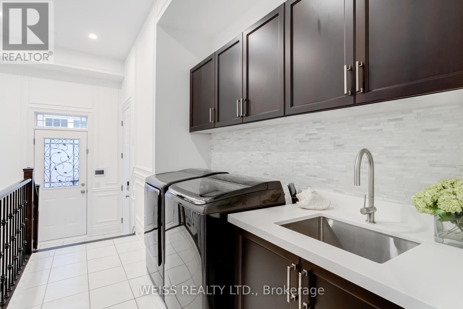 43 CHESNEY CRESCENT Image 24