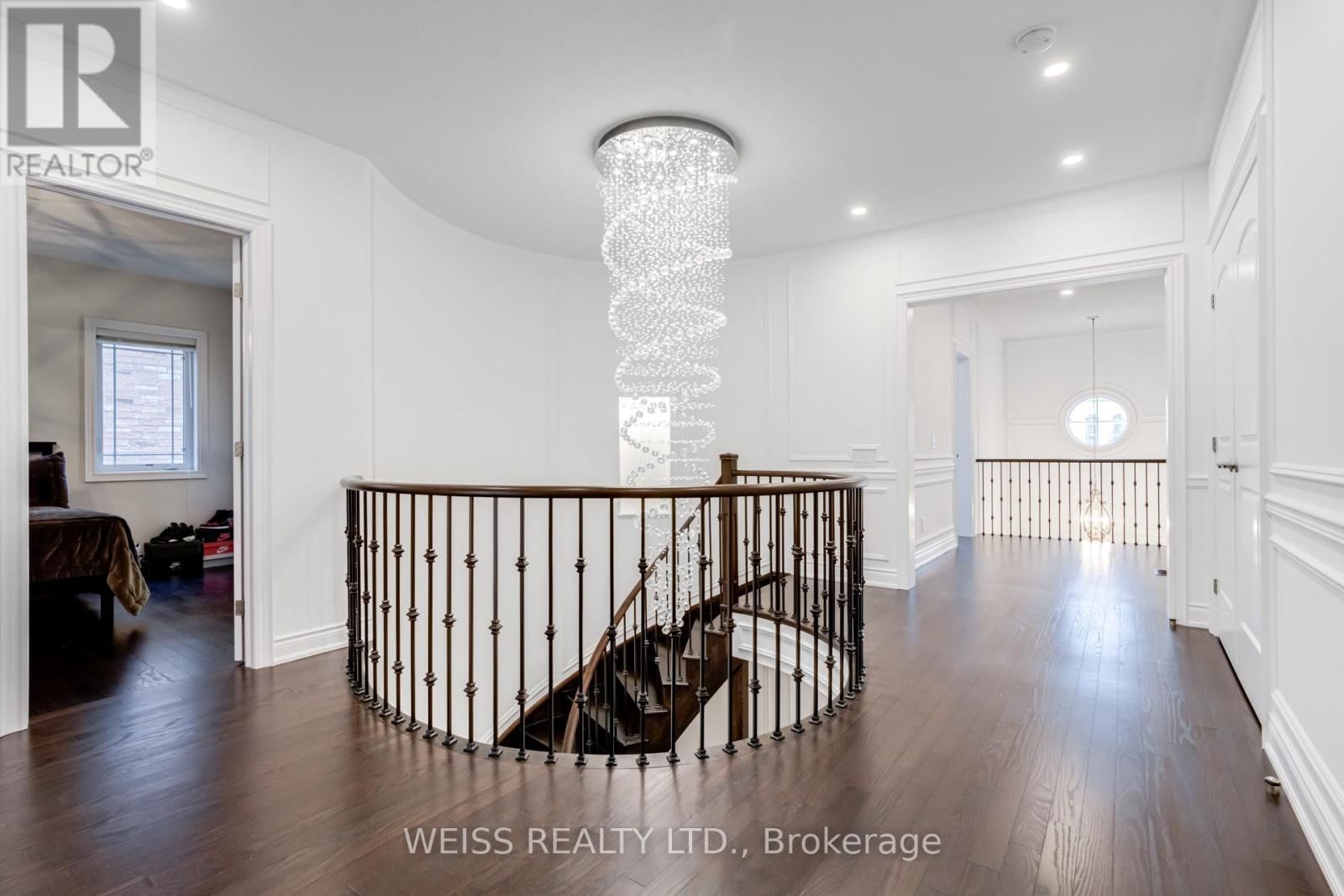 43 CHESNEY CRESCENT Image 33