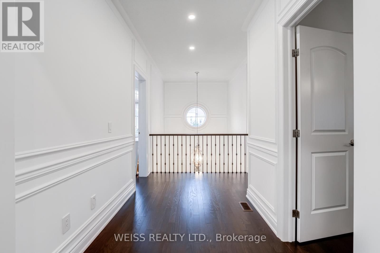 43 CHESNEY CRESCENT Image 36