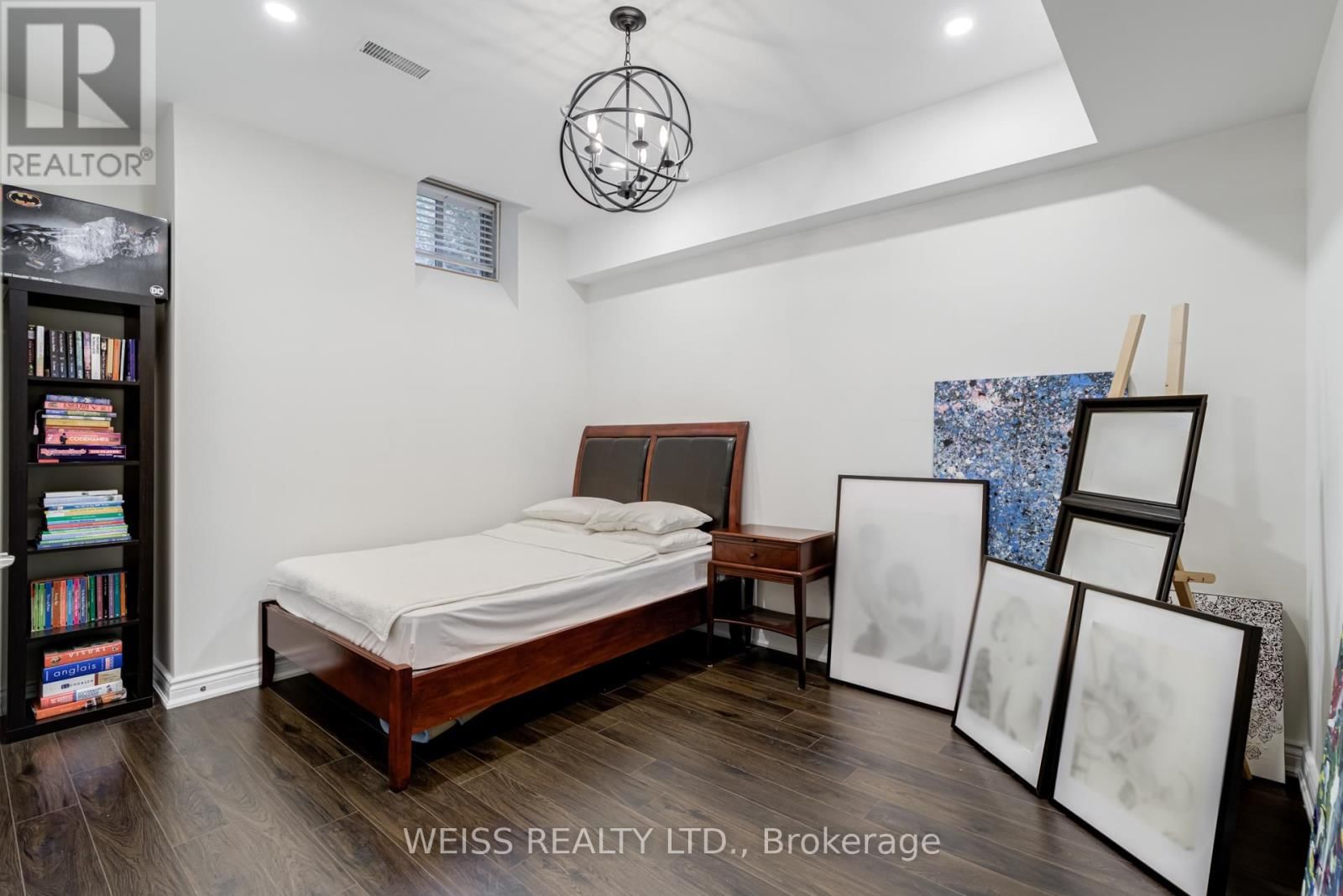 43 CHESNEY CRESCENT Image 46