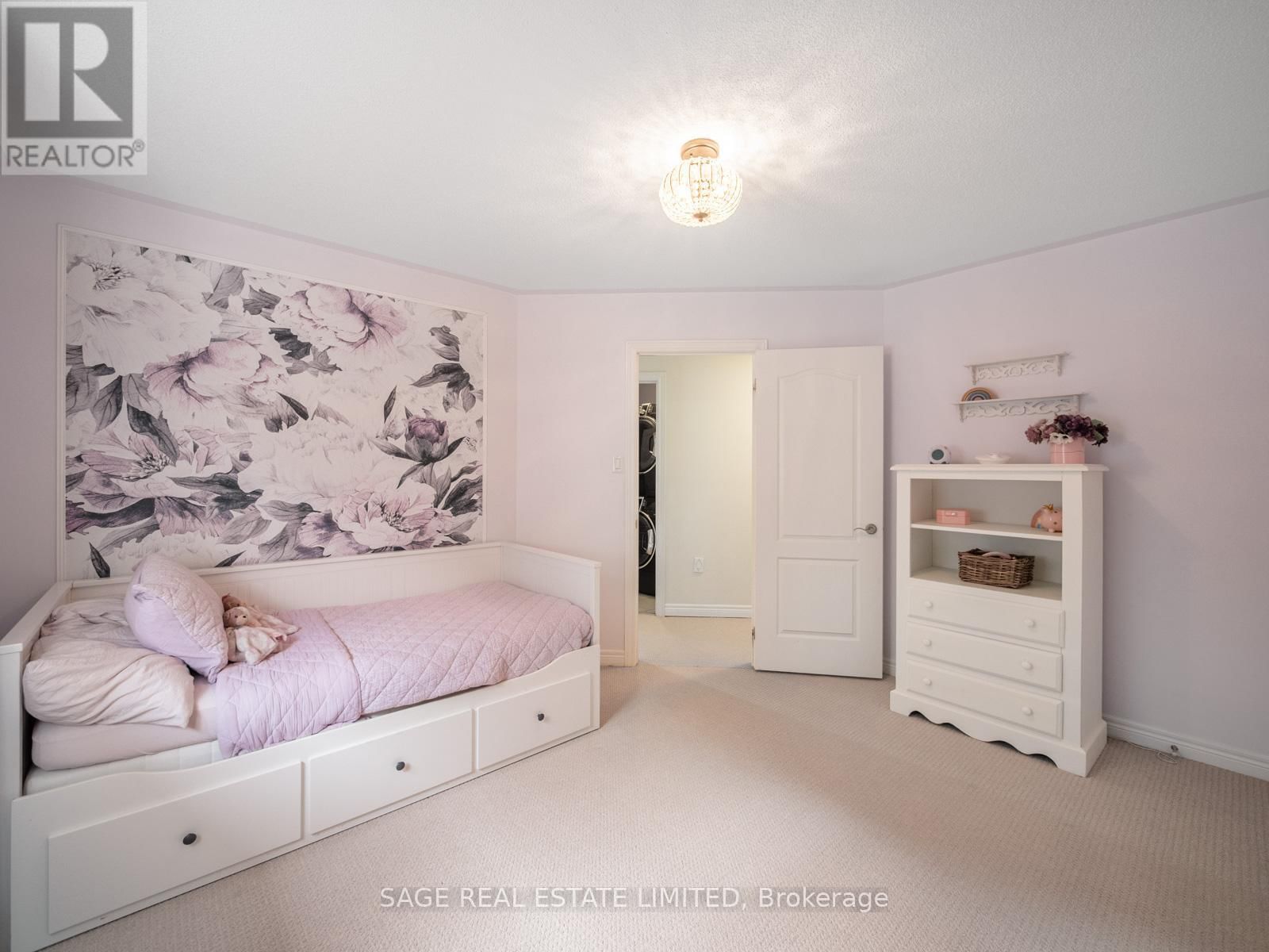 62 DONALD STEWART CRESCENT Image 26