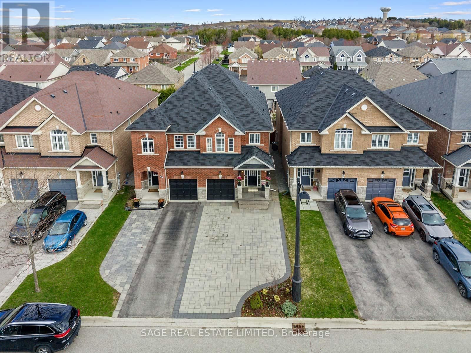 62 DONALD STEWART CRESCENT Image 43