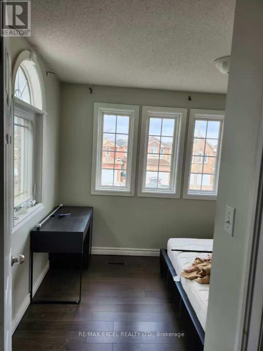 79 GREENSBORO DRIVE Image 7