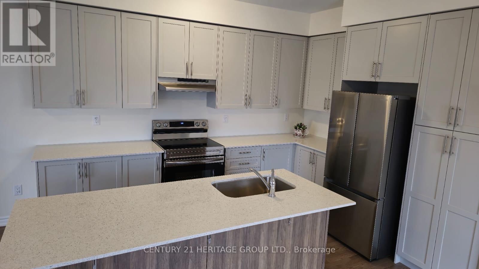 4 SINGHAMPTON ROAD Image 4