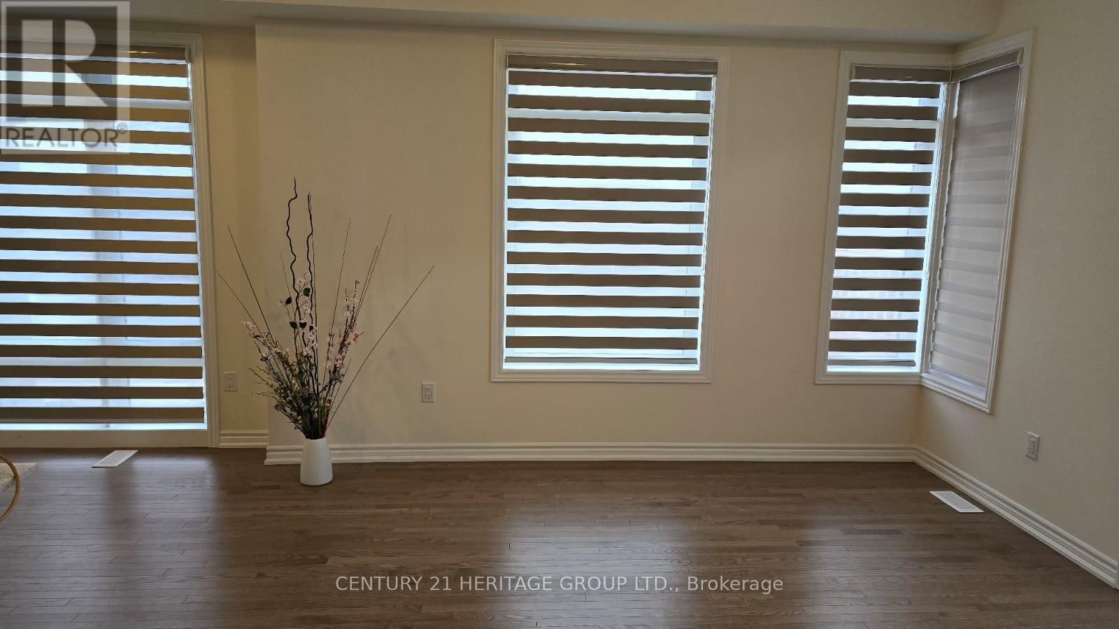 4 SINGHAMPTON ROAD Image 6